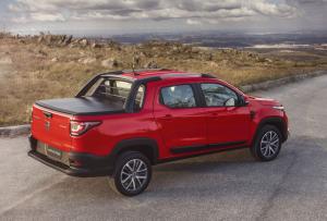 Fiat Strada Volcano Cabine Dupla 2020 года 